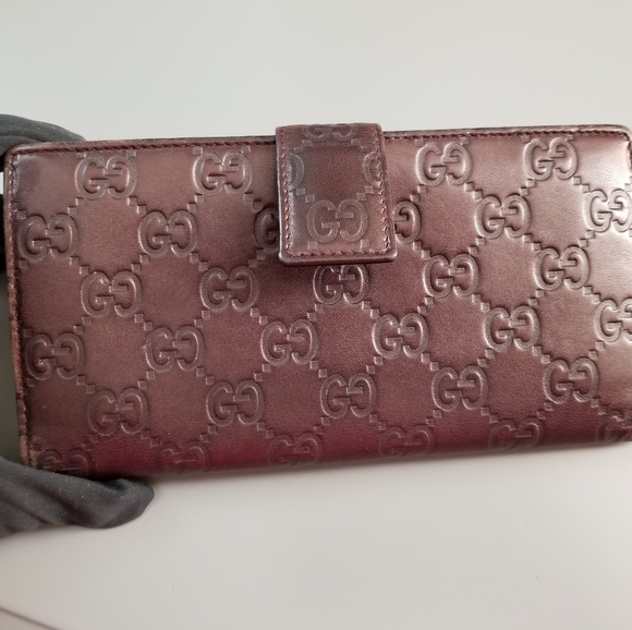 GUCCI GG  Signature bifold wallet - Picture 7 of 16